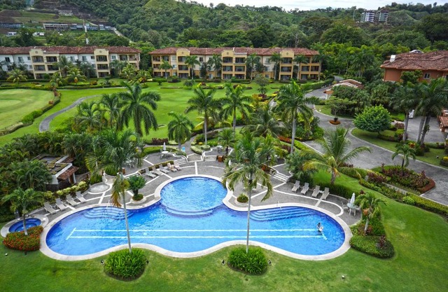 HRG Condos at Los Sueños