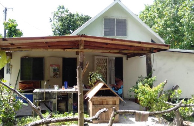 Huahine Backpacker