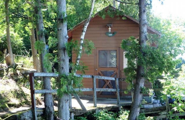 Hudson Bay Cottage 8