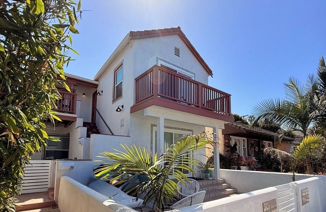 Huge 1200 Sq Ft Updated Spanish Style Apartment- Steps To The Beach AND The Bay!