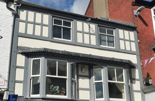 Huge 6-Bed Apartment in Darlington Centre