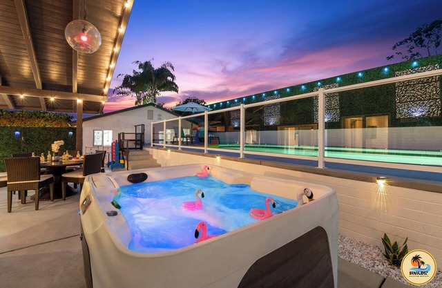 Stunning 7BR Estate-Guest House, Pool, Spa, Views!