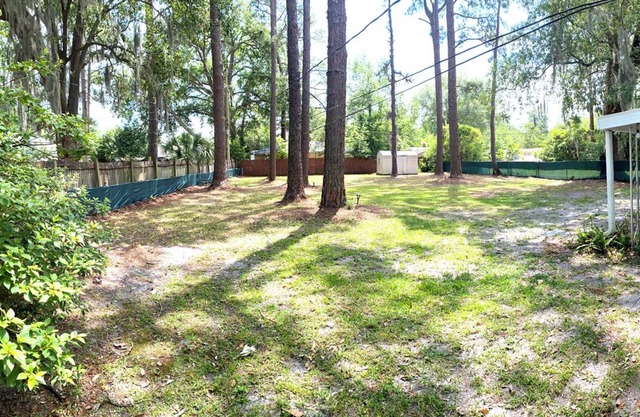 RÚSTICO 3 DORMITORIOS, 1 BAÑO COMPLETO RANCH STYLE HOME CON ENORME BACKYARD 1950TIES STYLE