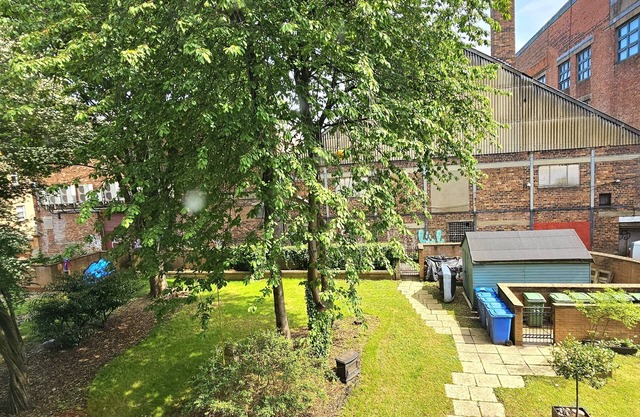 Huge Family Home in Glasgow