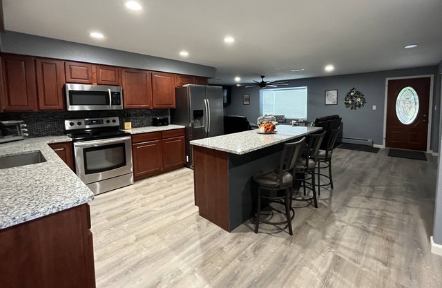 ~~~ Huge Family Retreat w/Movie Theater & Game Room~~~