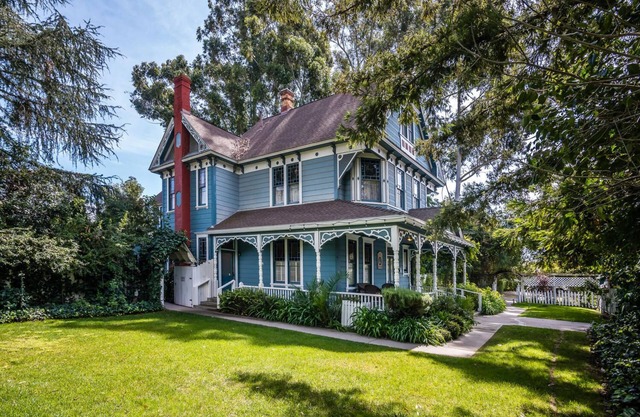 Enorme victoriano magnífico con hermosos jardines