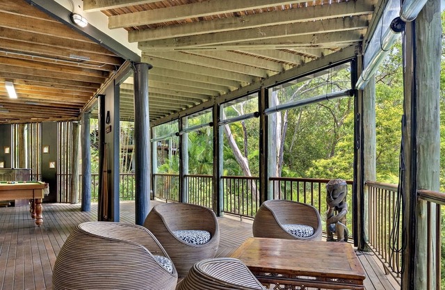 Huge rainforest treehouse in Sunshine Coast
