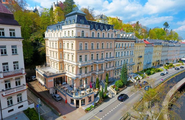 Humboldt Park Hotel & Spa