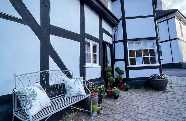 Humbug Cottage
