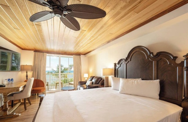 Humidor House Suite at Grassy Flats