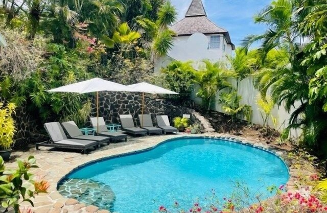 Hummingbird Villa - Tropical 3 bedroom Villa with Panoramic Views 3 Home by RedAwning