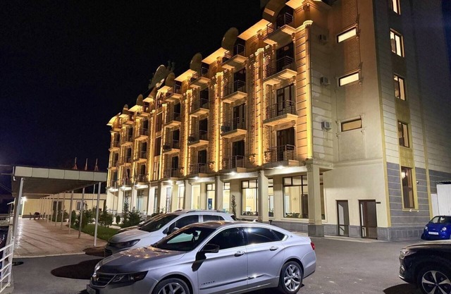 HUMO PLAZA HOTEL