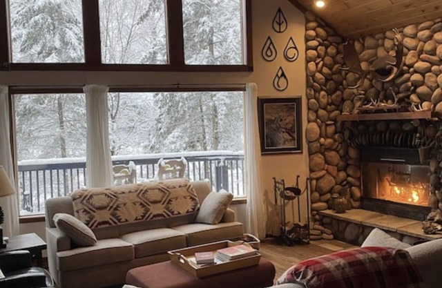 Hunter Lake Lodge awaits...