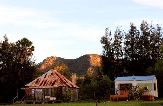 Hunter Valley Vineyard Cabin by Outpost
