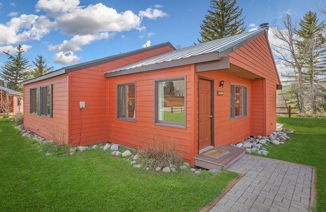 Hunters, fishermen, hikers, skiers, snowmobilers, and newlyweds welcome!