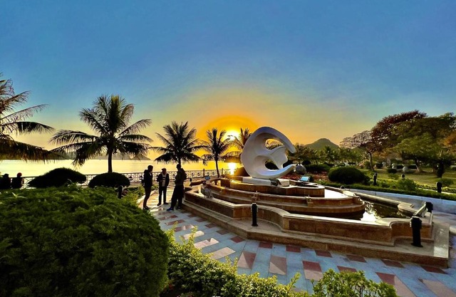 Huong Cang Sea View Hotel