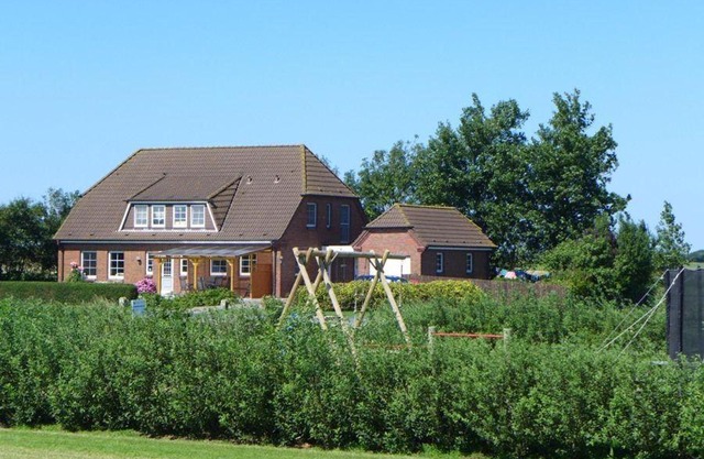 Hus-Pellworm-3-Ferienwohnung-Meeresbrise