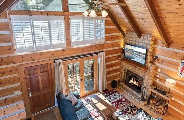 Hush Haus - An A-Frame Chalet with Stunning Views