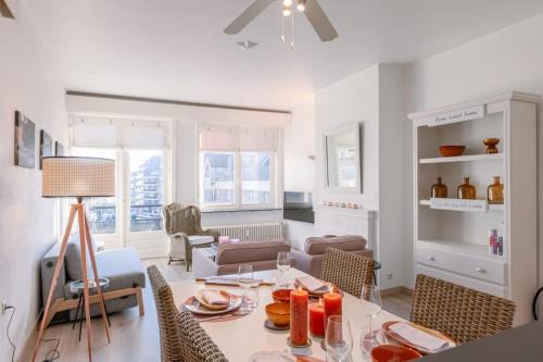 Huswell - Beautiful and spacious studio with side seaview