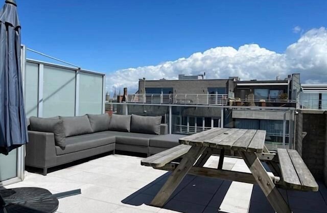 Huswell - Family Duplex near Ostend Beach