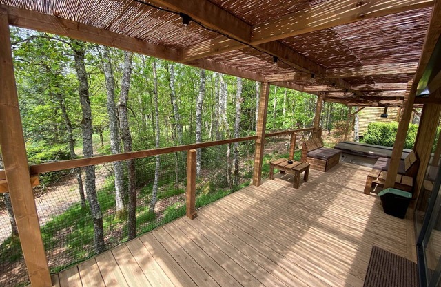 HY Lødge Spa n°4 - 6 people: Chalet with Private Jacuzzi for an Unforgettable Family Stay