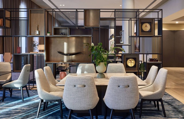 Hyatt Place Melbourne, Essendon Fields