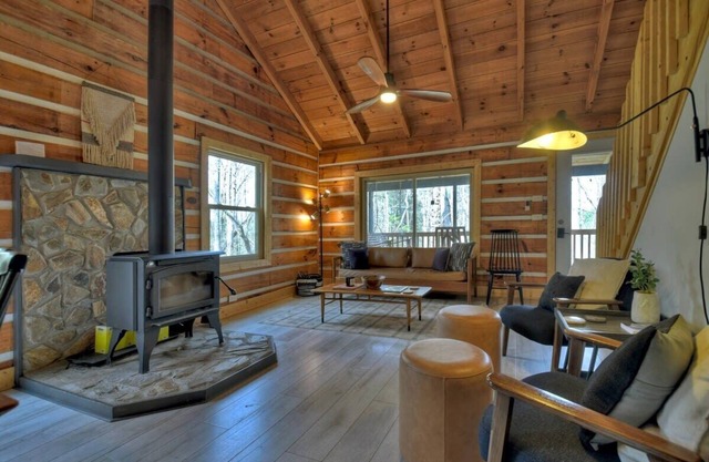 Hygge House | Book 2 nights, stay 3 nights!