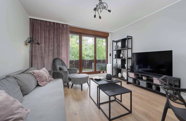 Hynka 22 | Wrocław | Bright Apartment | Terrace