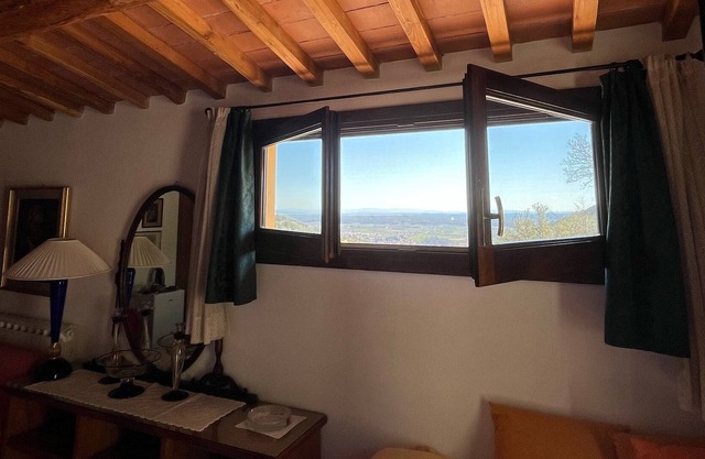 "I Ciliegi": room in Holiday Home