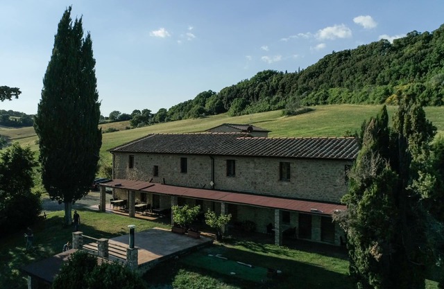 I Reucci - casa 22/28 personas con piscina climatizada, jardín, wi-fi, juegos