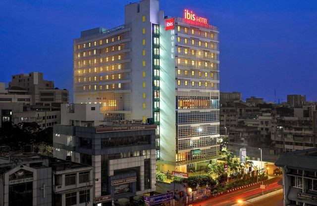 ibis Chennai City Centre Hotel
