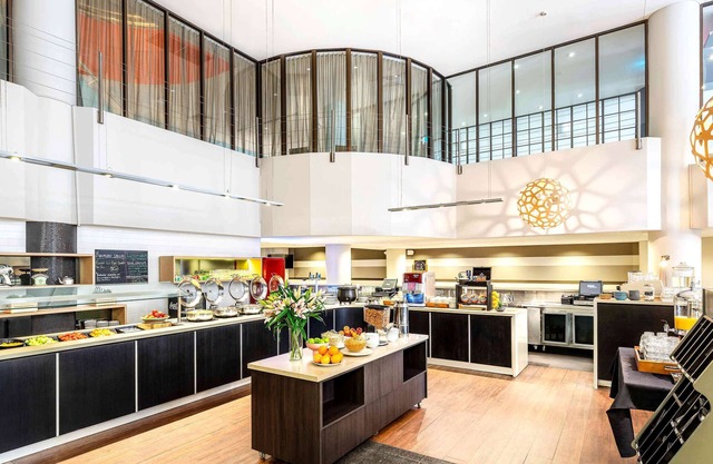 ibis Melbourne Hotel and Apartments