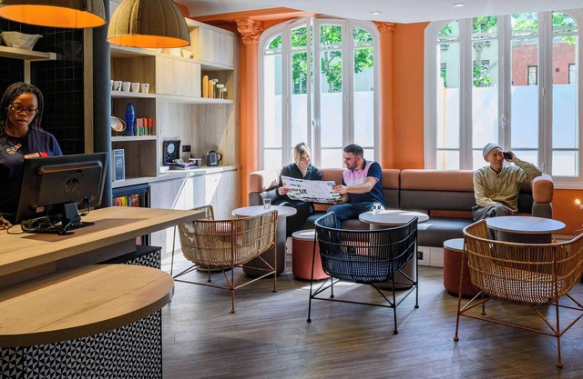 Ibis Paris Tour Montparnasse 15Ème