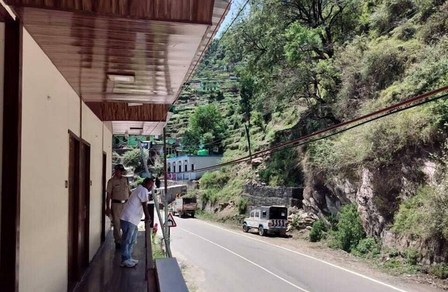 Ice Valley Resort