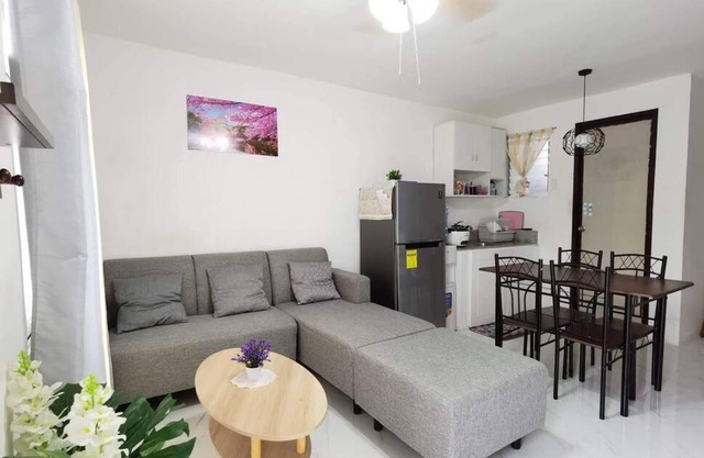 Ichiban's Spacious 2br Townhouse
