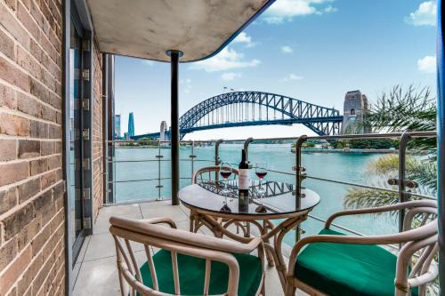 Iconic Harbour Views