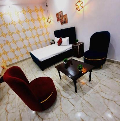 ICONIC RETREAT by ATULYAM STAYS