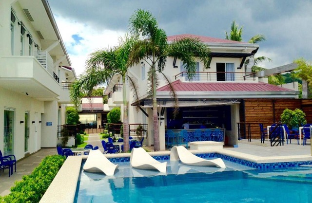 iCove Beach Hotel