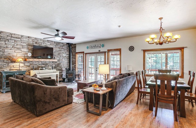 Idaho Family Home ~ 11 Mi to Lake Pend Oreille