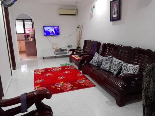 Idaman guesthouse Malay FAMILY ONLY