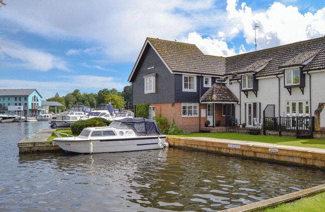Alojamiento de 2 habitaciones en Wroxham