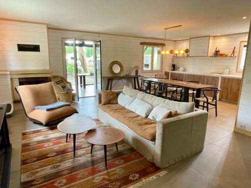 Ideal house for family vacations, peaceful setting