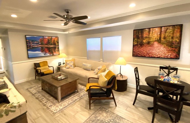 Ideal Location to Downtown and NAU!
