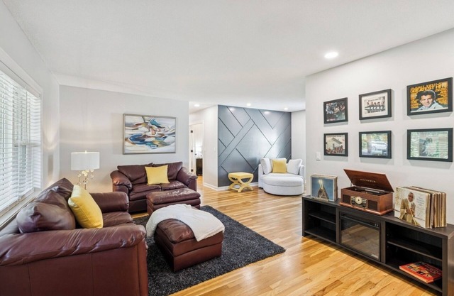 IDEAL LOCATION! Newly Remodeled Home - In the Heart of Des Moines!