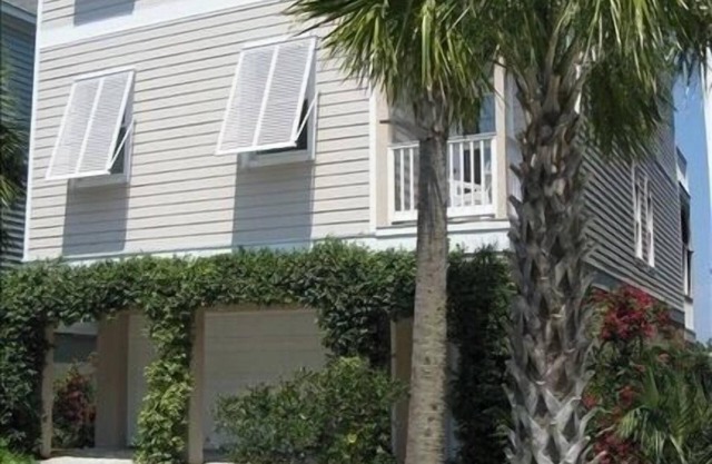 4bd / 4ba Ocean Point Home, 2 minutos de acceso y 4 minutos de playa! Piscina comunitaria!