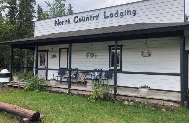 Iditarod Cabin-Modern Comfort in the Last Frontier (For families or casual travelers)