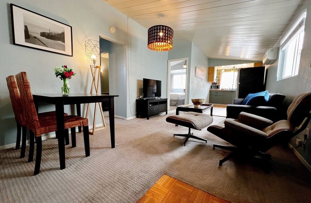 Idyllic 1BR APT in Ocean Beach