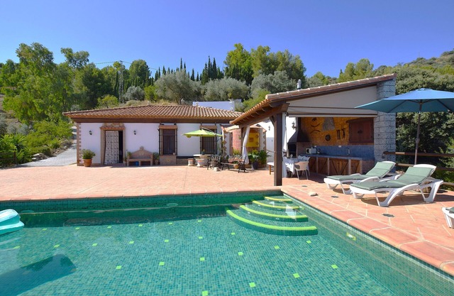 Idílica villa andaluza con piscina privada e impresionantes vistas