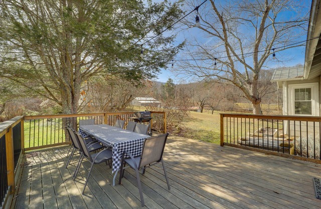 Idyllic Blue Ridge Mountain Home on 26-Acre Farm