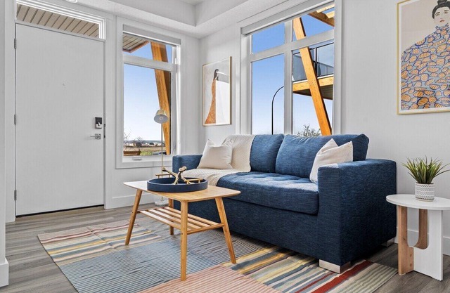 Idyllic Corner Unit 1BDRM in Seton - Sleeps 4